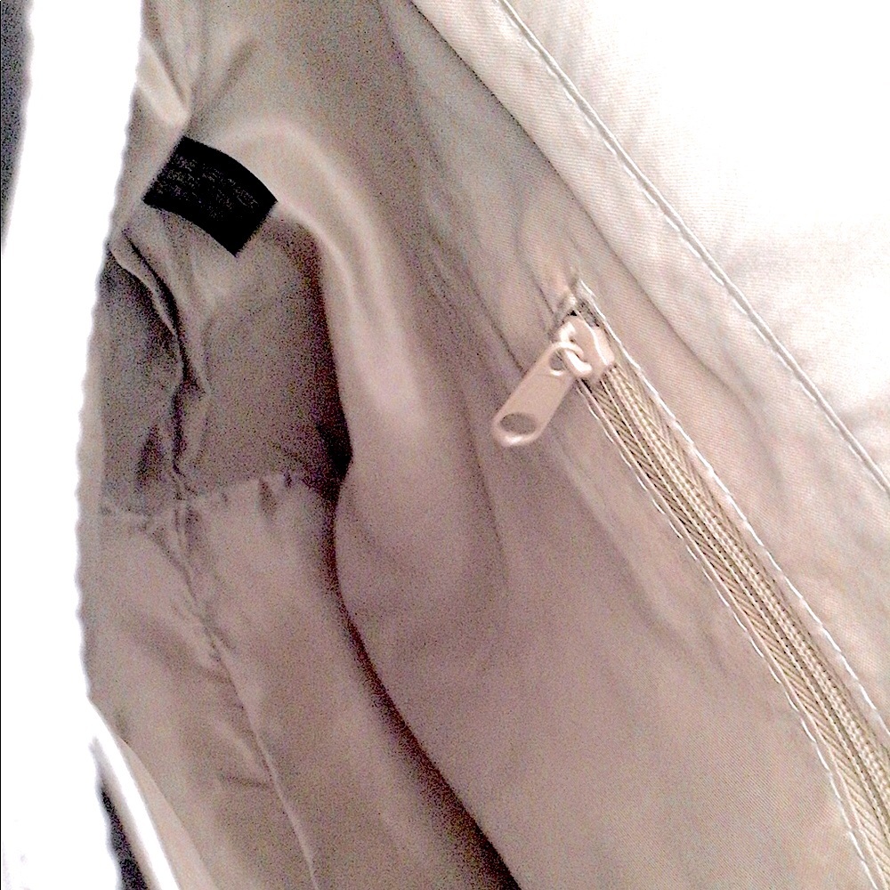 Aurielle Leather Tote Bag - Picture 6 of 6